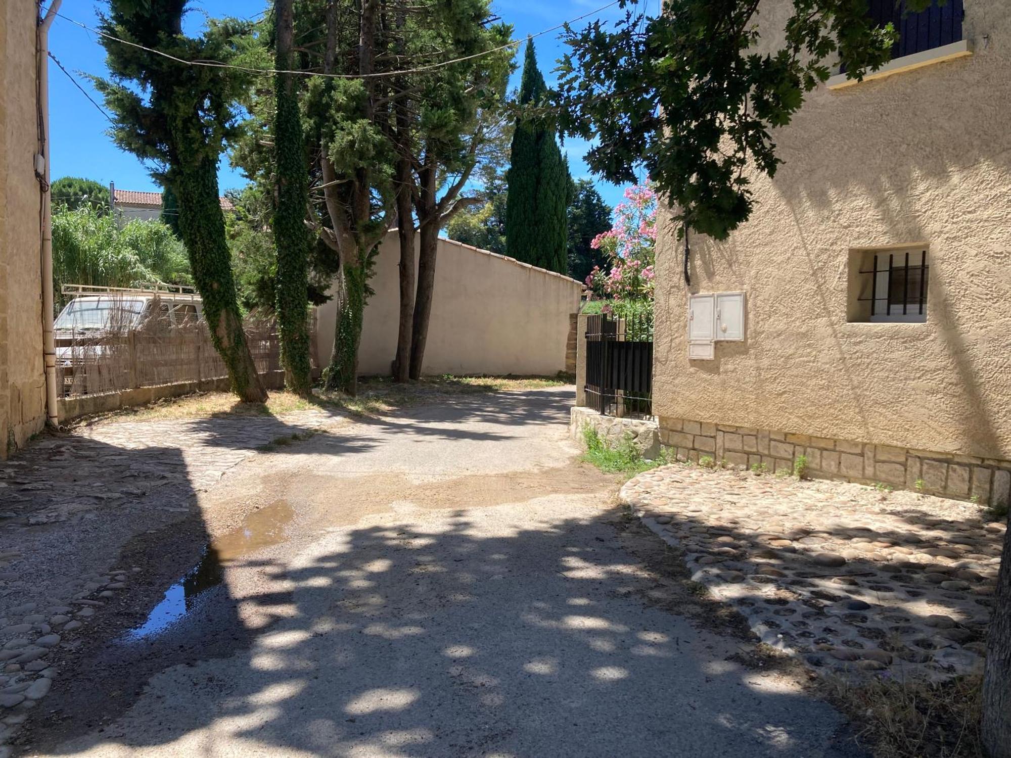 Le Studio D Aurelie Avec Spa Ete En Pleine Campagne Et Proche De Toute Commodite Roquemaure  Exterior photo